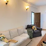 Casa Alvaro