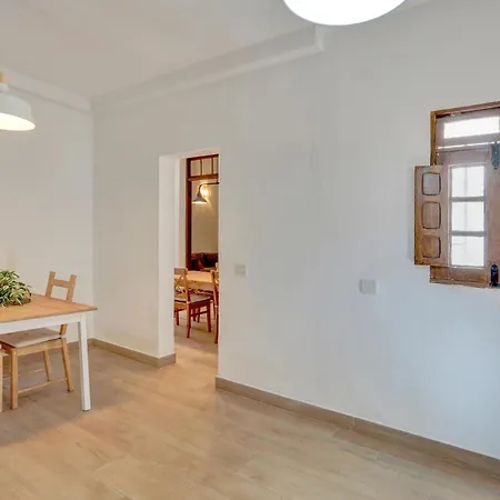 Casa Alvaro - Private Pool, Solarium & Peaceful Escape بيت للعطل Fasnia