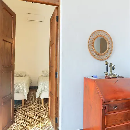Casa Alvaro - Private Pool, Solarium & Peaceful Escape بيت للعطل