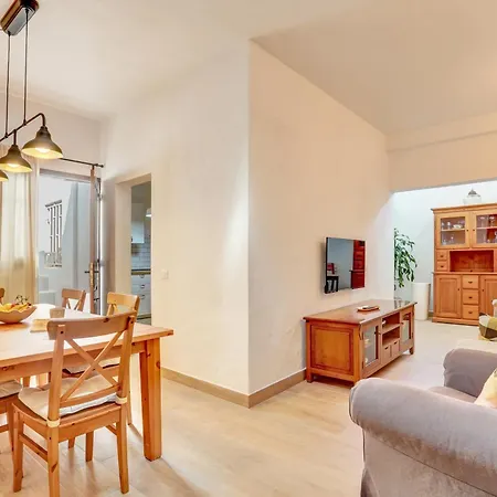 Casa Alvaro - Private Pool, Solarium & Peaceful Escape *